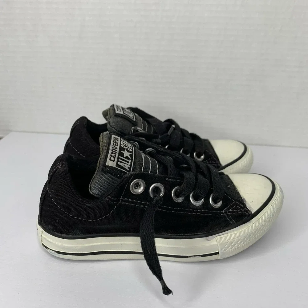 Converse Junior Chuck Taylor All Star 647735F Black Sneakers Size 11